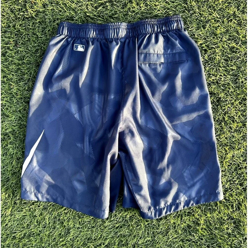 Nike San Diego Padres Authentic Collection Dri-FIT Performance Shorts Mens M Nav